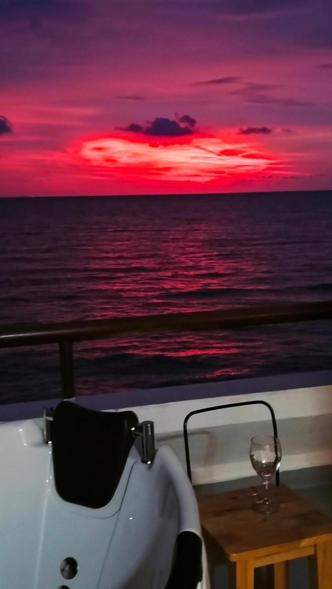 Seafront Sunsetspa Port Dickson Eksteriør bilde